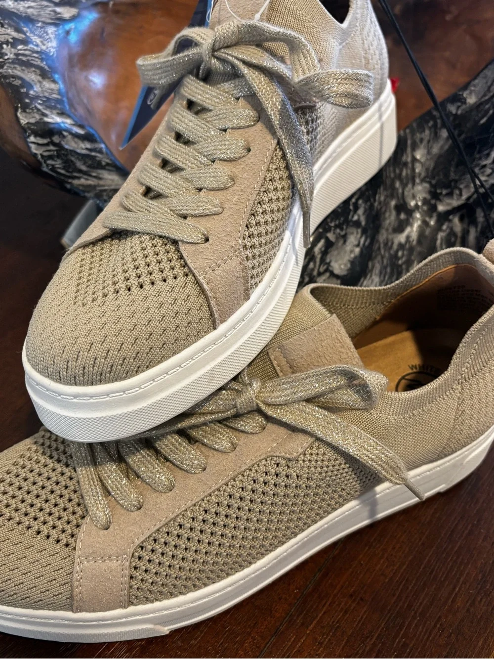 White Mountain casual woman’s